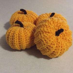 Crochet Scented Pumpkins